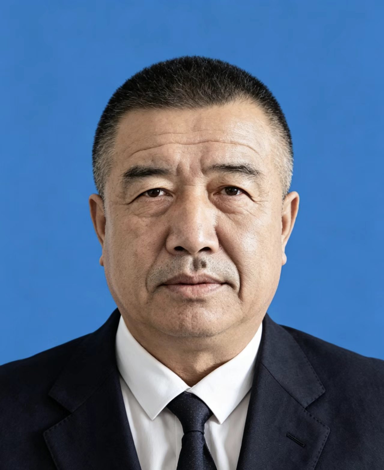 朱保新